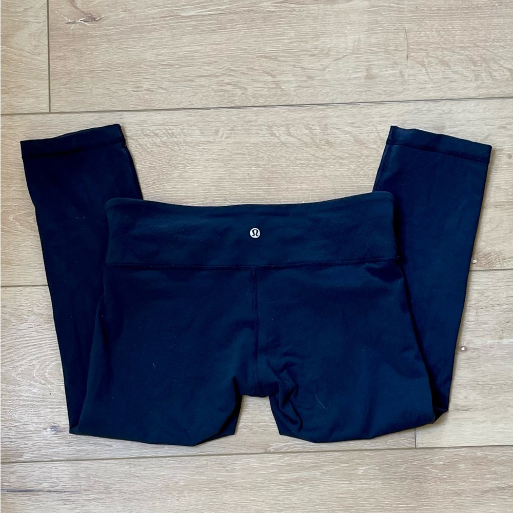 Lululemon Cropped Wunder Under Low Rise Leggings - Size 8 - Black